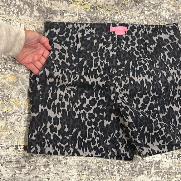 Black/Gray Leopard shorts - Picture 5 of 7